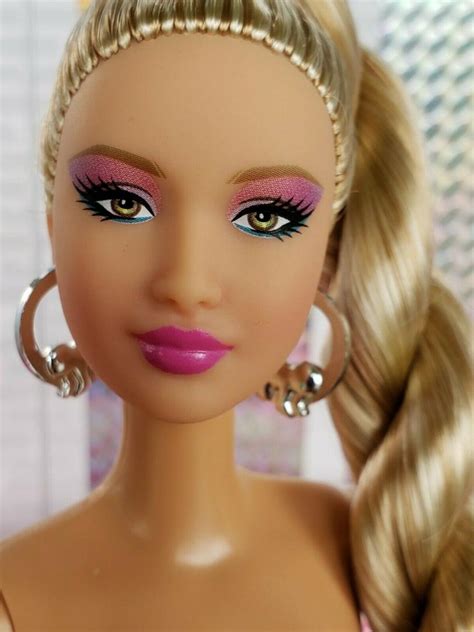 Nude Articulated Barbie With Goddess Face Long Blond Braid Keith Haring Earrings