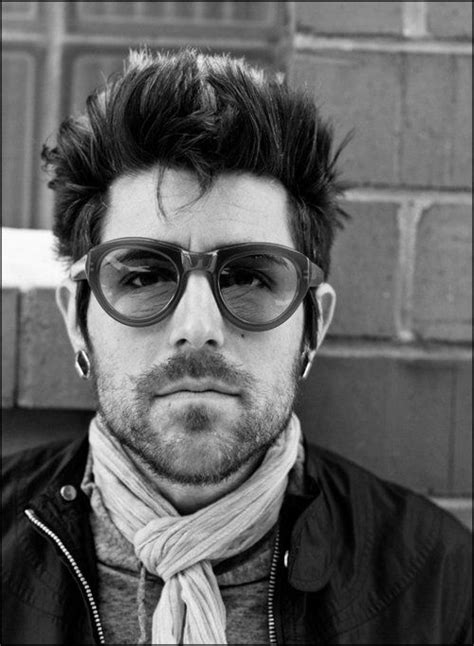 Pin By Anna Peterson On Note Worthy Davey Havok Celebrity Portraits