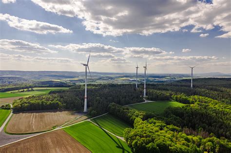 Windräder in der Nähe der Gemeinde Itzgrund Windkraftanlag Flickr