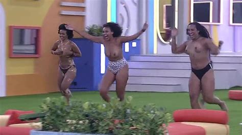 Bbb Nat Lia Deodato Linn E Jessilane Alves Nuas Pulando Na Piscina