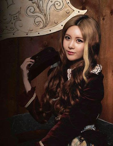 Lee Qri Wiki •k Pop• Amino