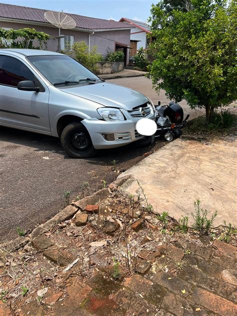 Três Passos Pai e filho ficam feridos após motocicleta que estavam