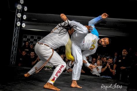 Capoeira Terceiro Volta Do Mundo Bambas Vmb Promete Fazer Barulho