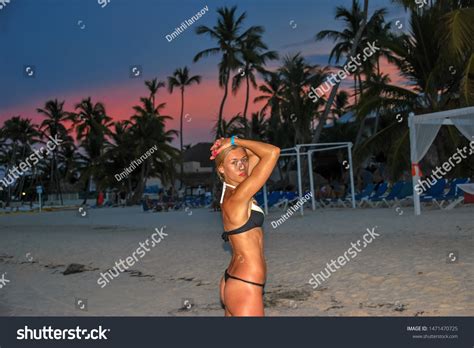 Sexy Blonde Girl Posing On Tropical Stock Photo Shutterstock