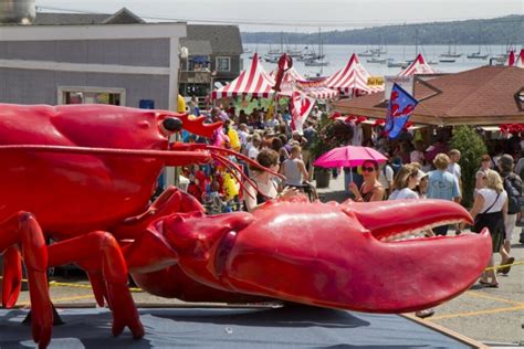 Nosh at Maine Lobster Festival