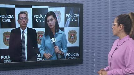 Mulher é presa por suspeita de ter esfaqueado e matado o marido em