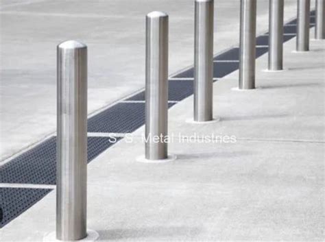 Stainless Steel Bollards At ₹ 3000 Bollards In Mumbai Id 2853644052855