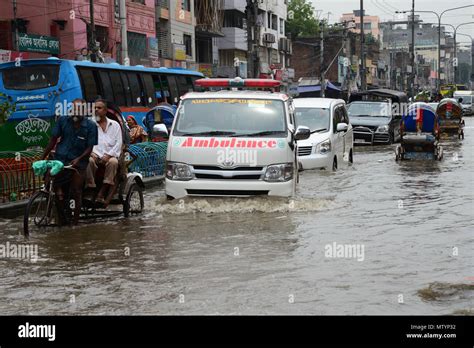 Dhaka Bangladesh St May Vehicles And Rickshaws Try Driving