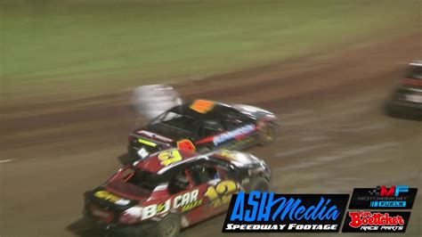 Modified Sedans Kings Royal Vii Night 2 Thrills And Spills