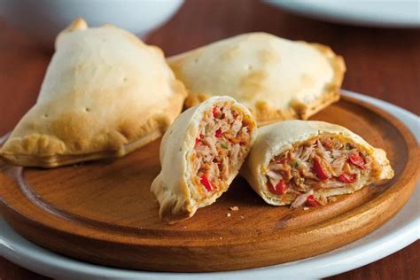 Empanadas De Pollo Jugosas La Receta Argentina Que Te Hará Salivar