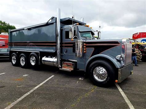 Custom Peterbilt Dump Trucks