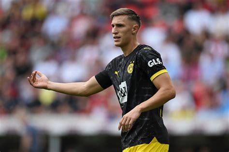 Bvb Sei Wachsam Klubs Aus Laliga Und Premier League Bezirzen Nico