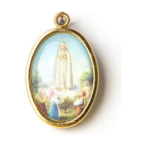 Medaglia Dorata Con Immagine Resinata N S Di Fatima Vendita Online