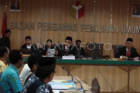 Sidang Bawaslu Pelanggaran Administrasi Pemilu ANTARA Foto