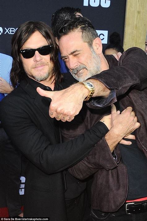 Jeffrey Dean Morgan Cuddles Norman Reedus At Walking Dead Celebration