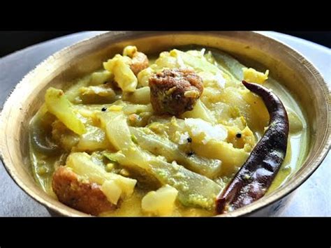 Bottlegourd Curry Without Onion Garlicmisti Launiramish Lau Er