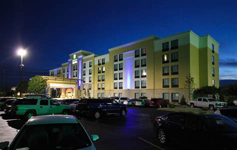 Holiday Inn Express Janesville, WI | Arkinetics