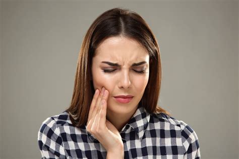 Tooth Sensitivity Causes Prevention And Treatment