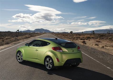 2012 Hyundai Veloster Review Specs Pictures Price And Mpg