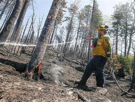 Canada Le Québec touché à son tour par les incendies et forcé d