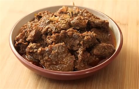 Cek Resep Rendang Daging Bumbu Jawa Ala Chef Devina Hermawan Favorit