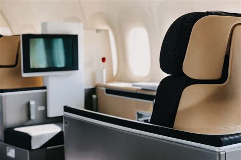 Lufthansa First Class Partnersale Ab Luxemburg