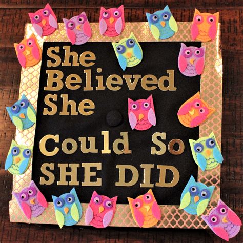 how to decorate grad cap 9