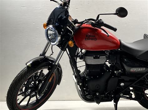 Moto ROYAL ENFIELD METEOR 350 Fireball Red Occasion