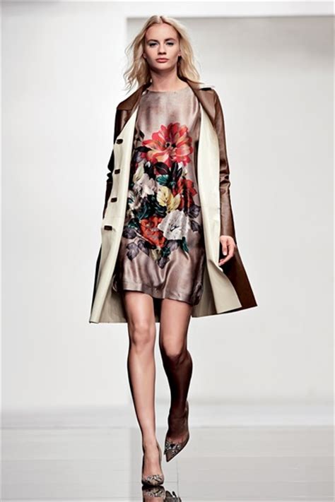 Twin-Set Simona Barbieri Milano - Pre-Spring 2015 - Shows - Vogue.it