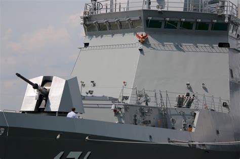 Thaidefense News Close Up Htms Bhumibol Adulyadej Ffg