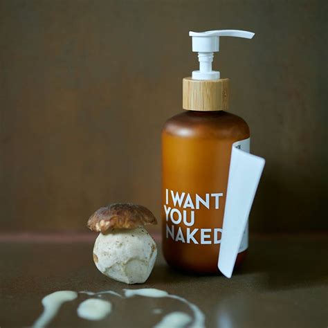 I WANT YOU NAKED Handseife The Liquid Coco Glow Cosmeterie