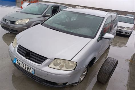 Grup Vacuum Volkswagen Vw Touran Minivan Tdi Mt