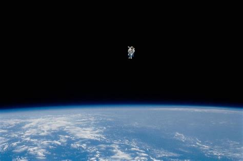 Nasa S First Untethered Spacewalk Seen In Iconic Photos Ahead Of Th