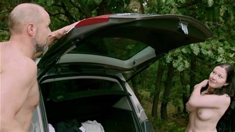 Naked Inés Burdow in Alles Klara