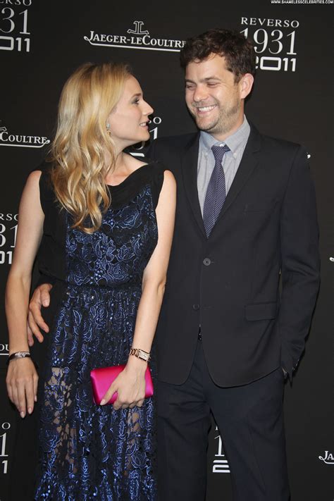 Diane Kruger Beautiful High Resolution Babe Celebrity Posing Hot