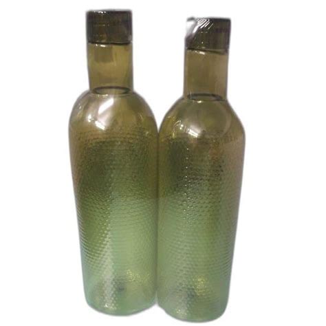 Screw Cap Plastic Water Bottle Capacity 1Litre Size 10 X 3 5 Inch