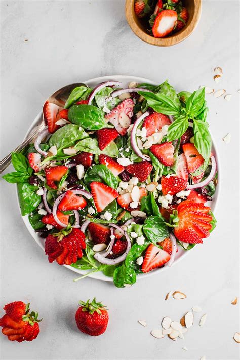 Mouthwatering Strawberry Spinach Salad The Recipe Critic