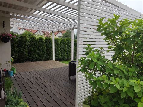 Pergola altana ogrodowa zadaszenie tarasu drewniane poliwęglan lity