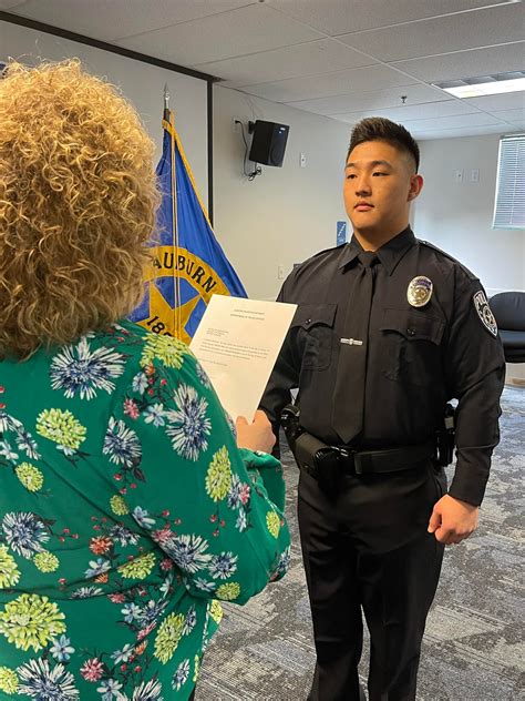 Please join us in welcoming... - Auburn WA Police Department | Facebook