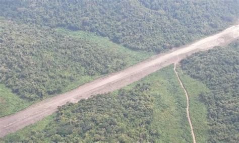 Fuerzas Armadas Destruye Pista Clandestina En Balzar Ecuador En Directo