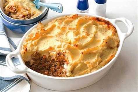 Purée à la viande hachée délicieux plat de hachis parmentier