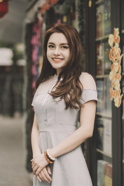 Hot girl trong Mê Cung Nhẵn mặt khán giả từng lên chầu Táo Quân