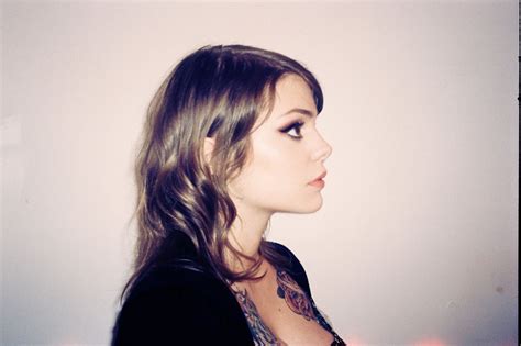 Beatrice Martin Coeur De Pirate Favourite Singer Iconos