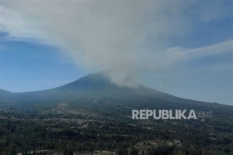 Bpptkg Ada Potensi Bahaya Di Sisi Barat Laut Gunung Merapi Republika