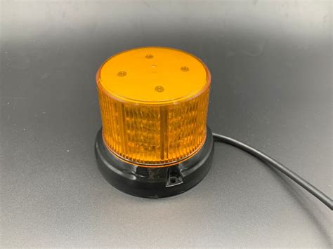 China Revolving Strobe Flashing Led Warning Beacon Light With Ece R65 Ece R10 Sae J845 Class 2