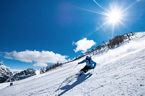 Courmayeur Ski Resort Guide | Snow-Forecast.com