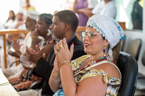 Pesquisa Do Instituto Darcy Ribeiro Identifica Templos Religiosos