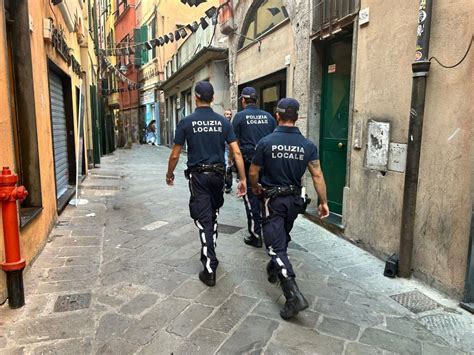 Vigili Indagati Per Larresto Di Un Pusher In Centro Storico Il Pm