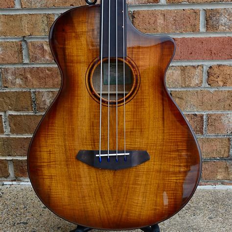 Breedlove Pursuit Exotic S Ce Fretless Concerto Reverb