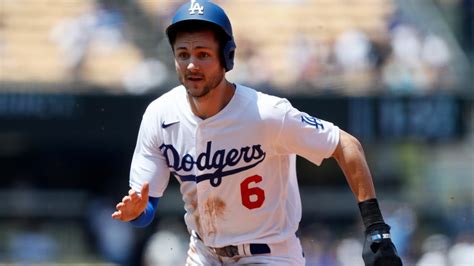 Watch Dodgers Trea Turner S Viral Smooth Slide Vs Phillies Fox43